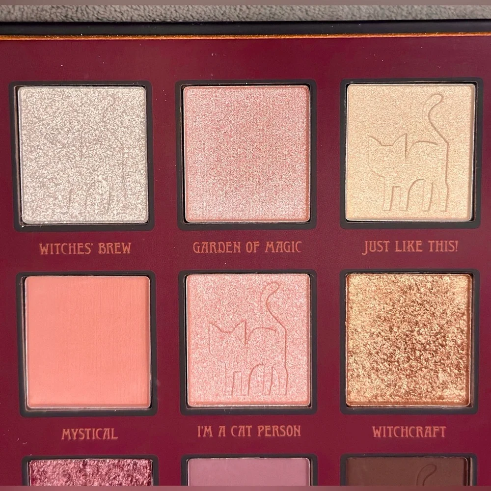 Taste Beauty x Disney Hocus Pocus Eyeshadow Palette- 12 shades, mattes, shimmers